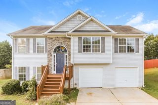 4809 Camelot Drive, Douglasville, GA 30135