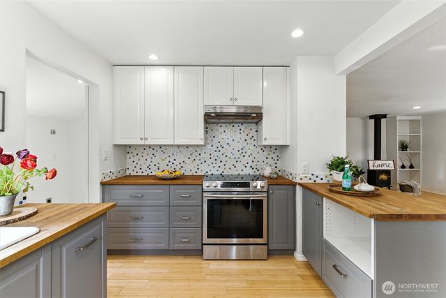 2217 Winfield Avenue, Bremerton, WA 98310