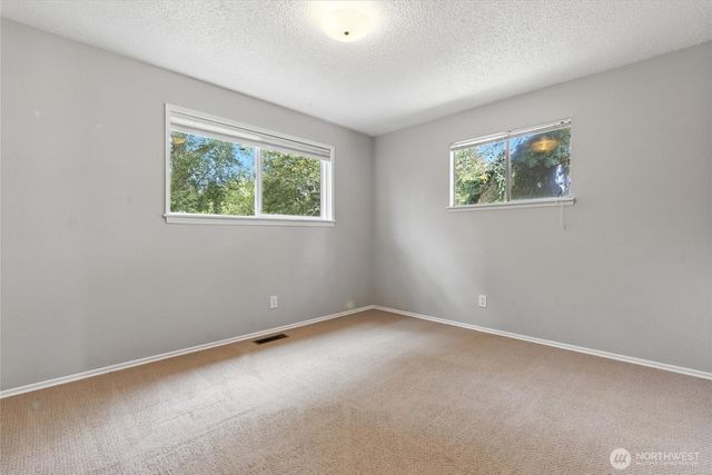 2217 Winfield Avenue, Bremerton, WA 98310