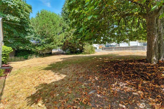 2217 Winfield Avenue, Bremerton, WA 98310