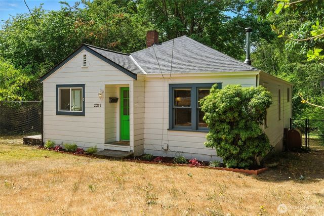2217 Winfield Avenue, Bremerton, WA 98310