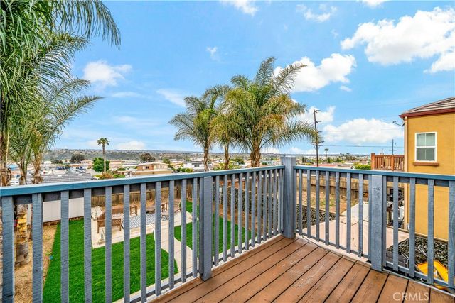 50 Tamarindo Way, Chula Vista, CA 91911