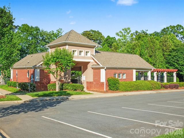 1311 Dobson Drive, Waxhaw, NC 28173
