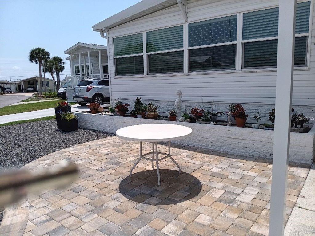 769 N GREEN CIRCLE, Venice, FL 34285