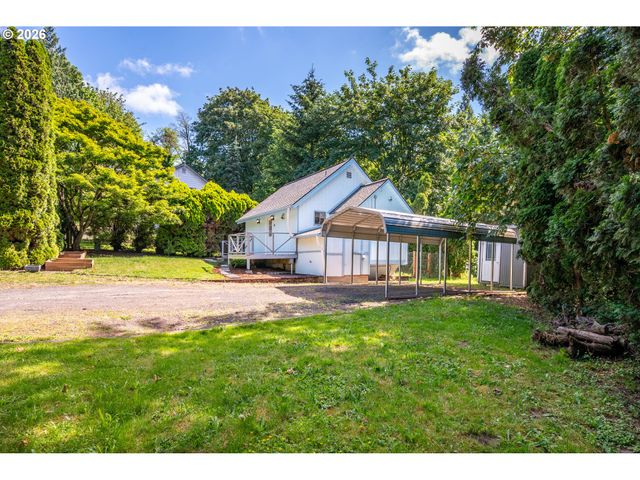 402 BATES Rd, Kelso, WA 98626