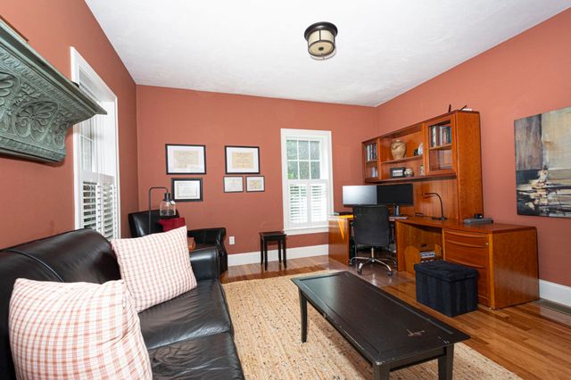 32 Sewall St, Shrewsbury, MA 01545