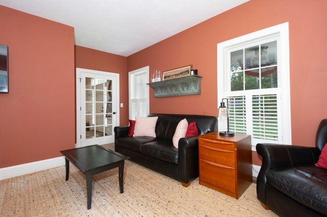 32 Sewall St, Shrewsbury, MA 01545