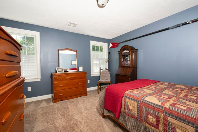 32 Sewall St, Shrewsbury, MA 01545