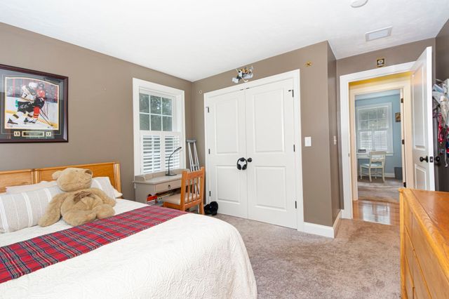32 Sewall St, Shrewsbury, MA 01545