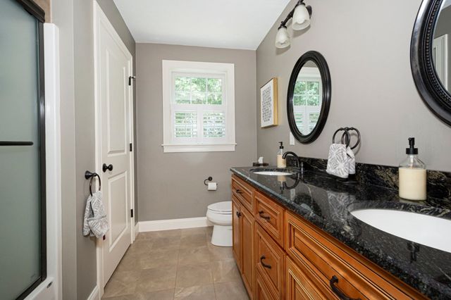 32 Sewall St, Shrewsbury, MA 01545