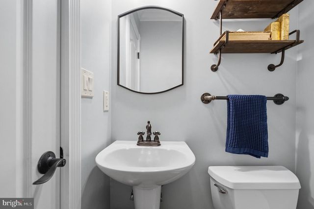 4407 GREENWICH PKWY NW, Washington, DC 20007