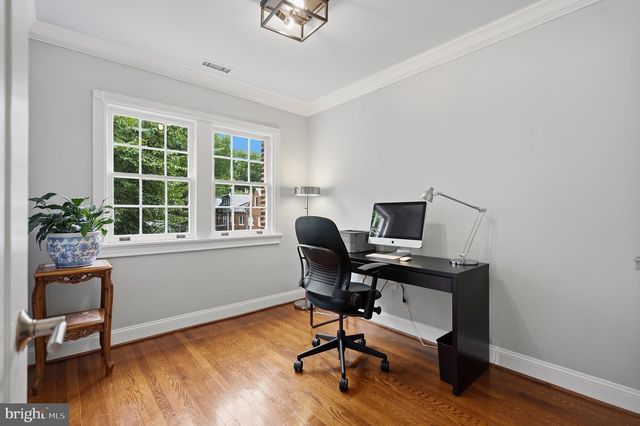 4407 GREENWICH PKWY NW, Washington, DC 20007
