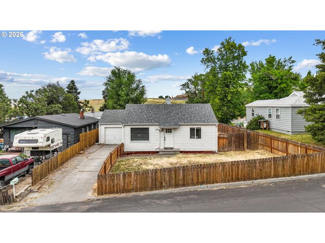 3009 Sw ISAAC Ave, Pendleton, OR 97801