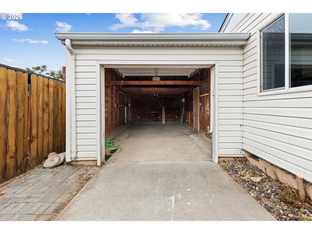 3009 Sw ISAAC Ave, Pendleton, OR 97801