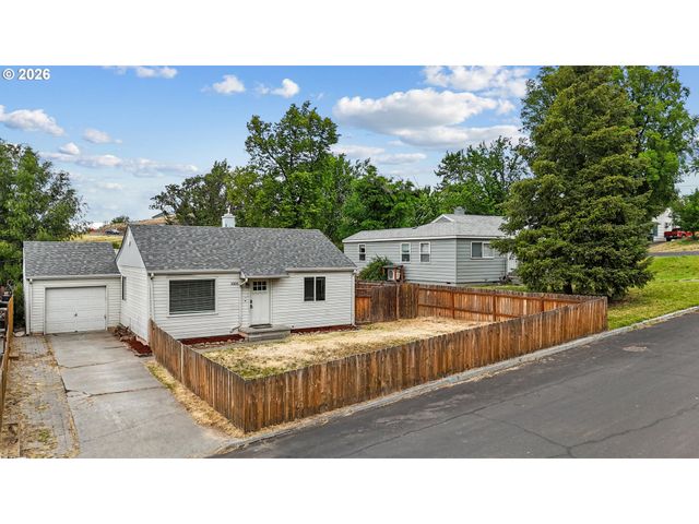 3009 Sw ISAAC Ave, Pendleton, OR 97801