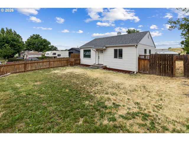 3009 Sw ISAAC Ave, Pendleton, OR 97801