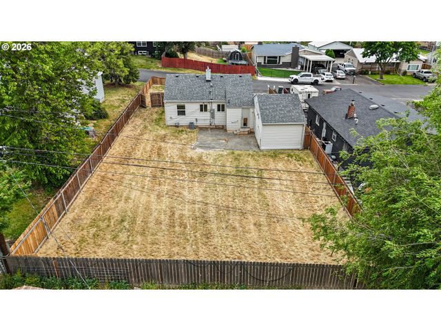 3009 Sw ISAAC Ave, Pendleton, OR 97801
