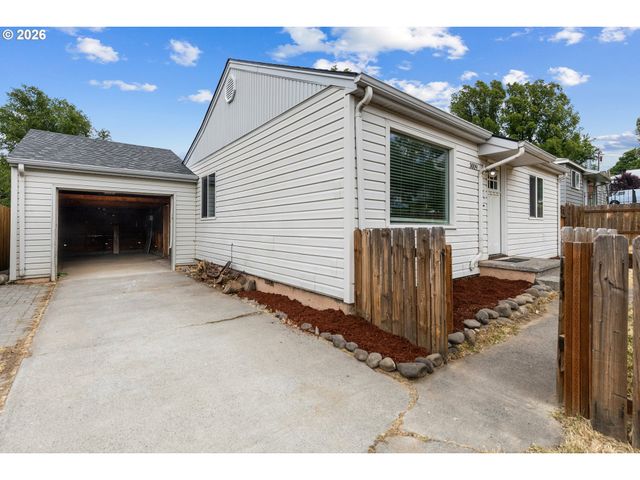 3009 Sw ISAAC Ave, Pendleton, OR 97801