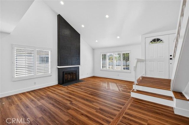 1527 Greenpoint Dr., Corona, CA 92878