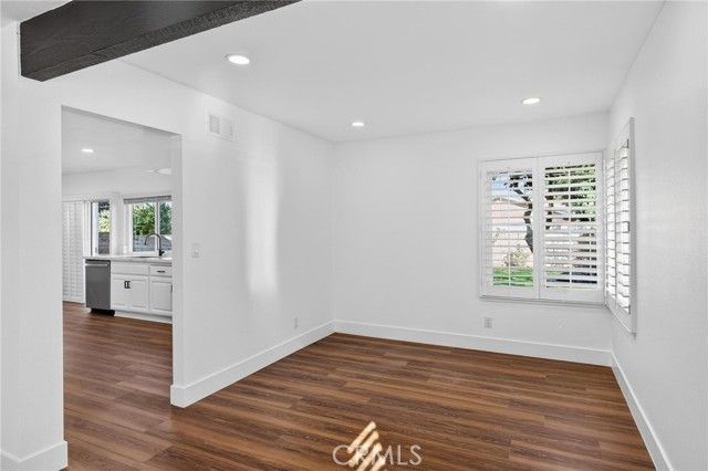 1527 Greenpoint Dr., Corona, CA 92878