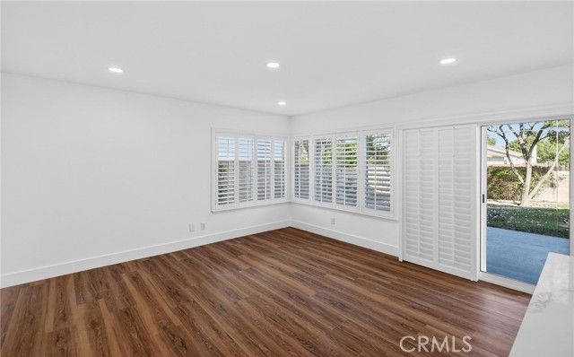 1527 Greenpoint Dr., Corona, CA 92878