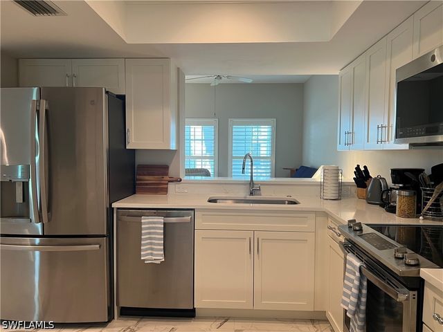 5897 Chanteclair DR 314A, Naples, FL 34108