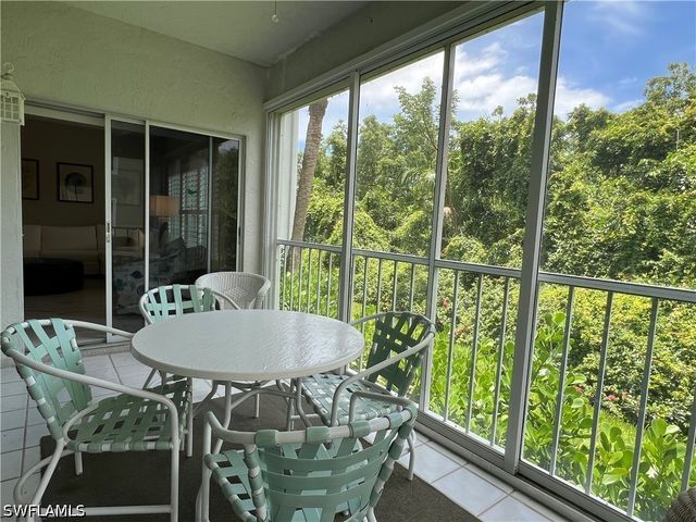 5897 Chanteclair DR 314A, Naples, FL 34108