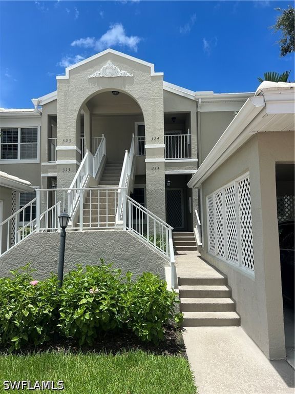 5897 Chanteclair DR 314A, Naples, FL 34108