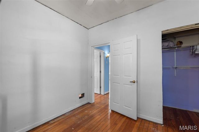 915 Bates Street, St Louis, MO 63111