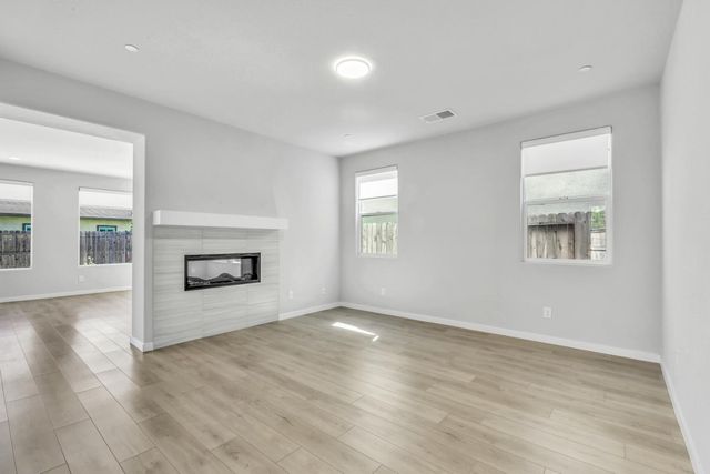 12182 Hetch Hechy Dr, Rancho Cordova, CA 95742