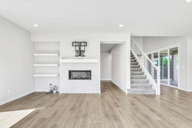 12182 Hetch Hechy Dr, Rancho Cordova, CA 95742