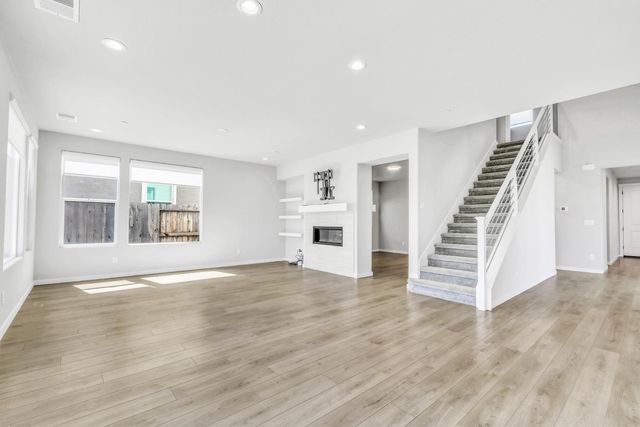12182 Hetch Hechy Dr, Rancho Cordova, CA 95742