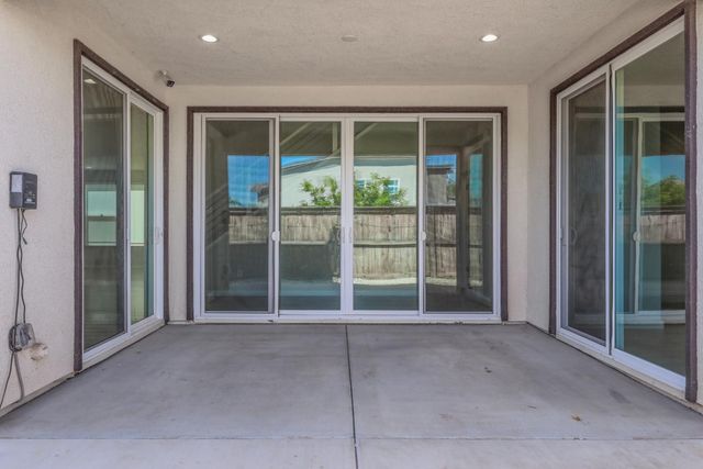 12182 Hetch Hechy Dr, Rancho Cordova, CA 95742
