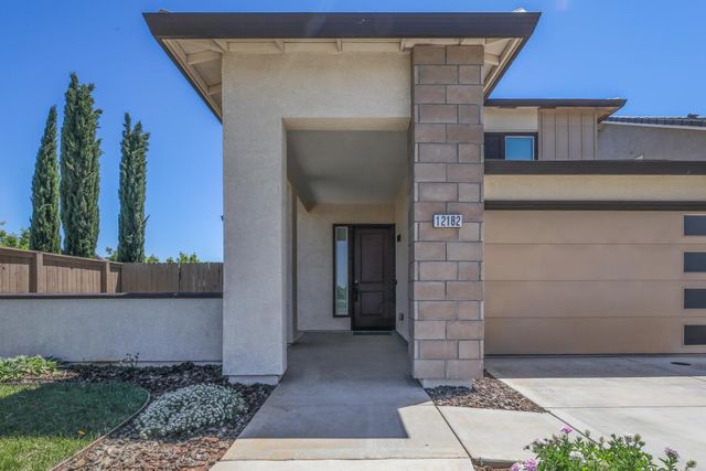 12182 Hetch Hechy Dr, Rancho Cordova, CA 95742