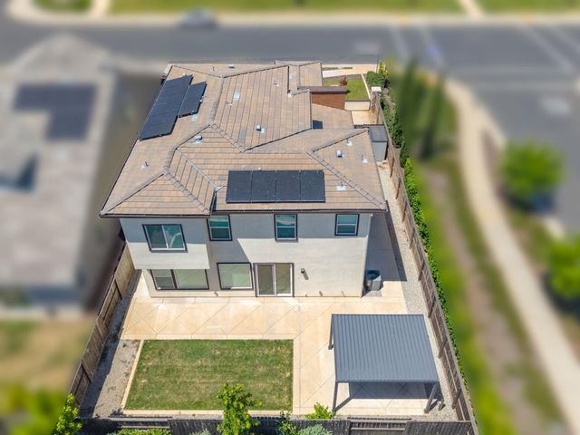 12182 Hetch Hechy Dr, Rancho Cordova, CA 95742