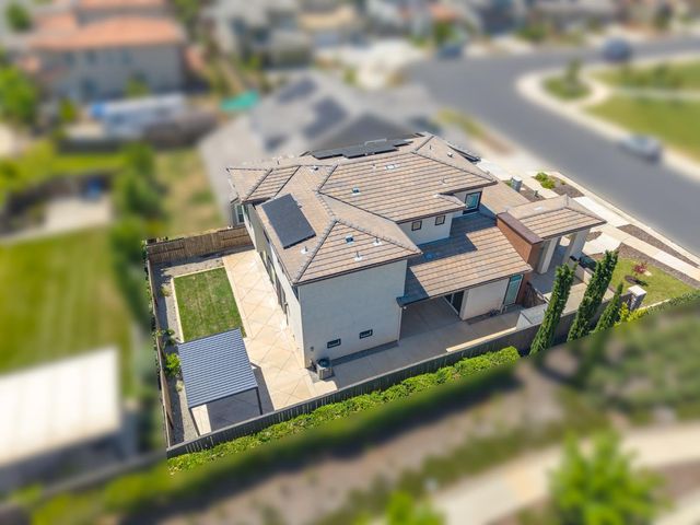 12182 Hetch Hechy Dr, Rancho Cordova, CA 95742