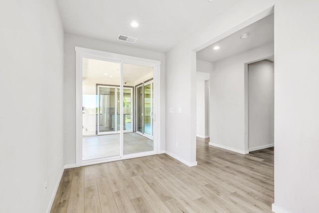 12182 Hetch Hechy Dr, Rancho Cordova, CA 95742
