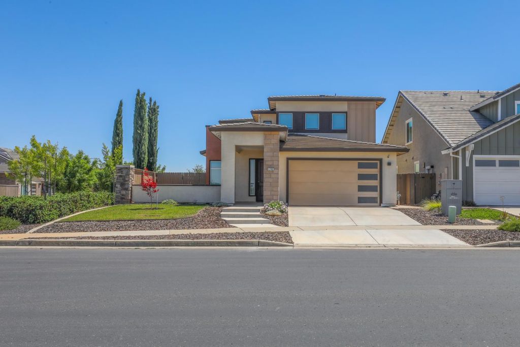 12182 Hetch Hechy Dr, Rancho Cordova, CA 95742