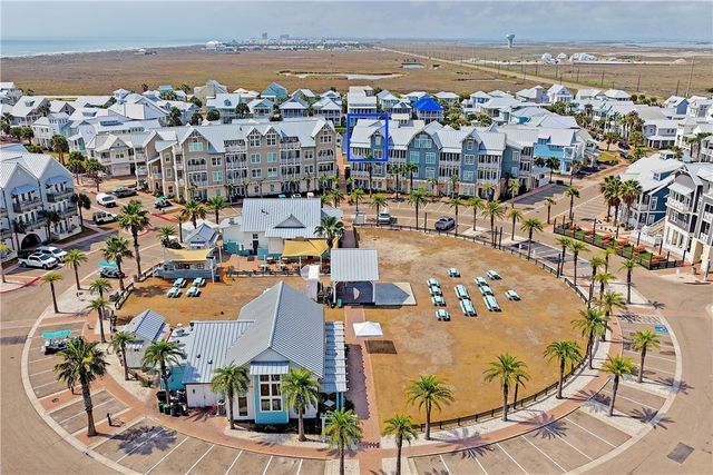 140 Social Circ 3-305, Port Aransas, TX 78373