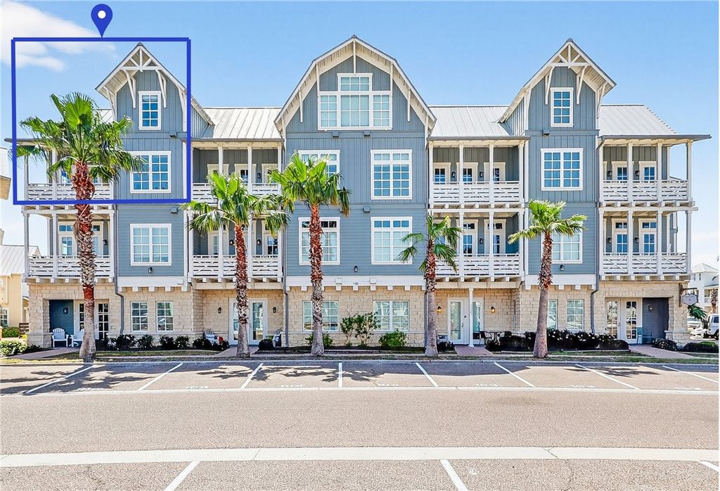 140 Social Circ 3-305, Port Aransas, TX 78373