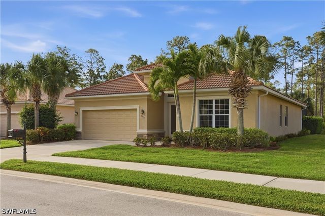 7932 Princeton DR, Naples, FL 34104