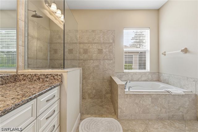 7932 Princeton DR, Naples, FL 34104