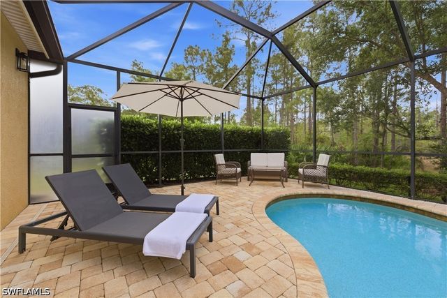 7932 Princeton DR, Naples, FL 34104