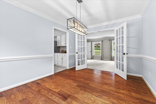 4300 Kings Chase DR, Roanoke, VA 24018
