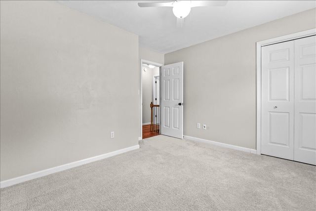 4300 Kings Chase DR, Roanoke, VA 24018