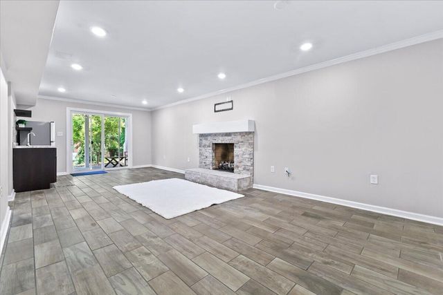 4300 Kings Chase DR, Roanoke, VA 24018