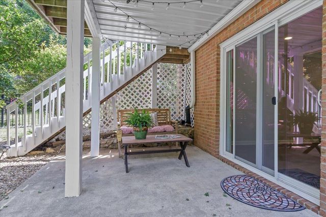 4300 Kings Chase DR, Roanoke, VA 24018