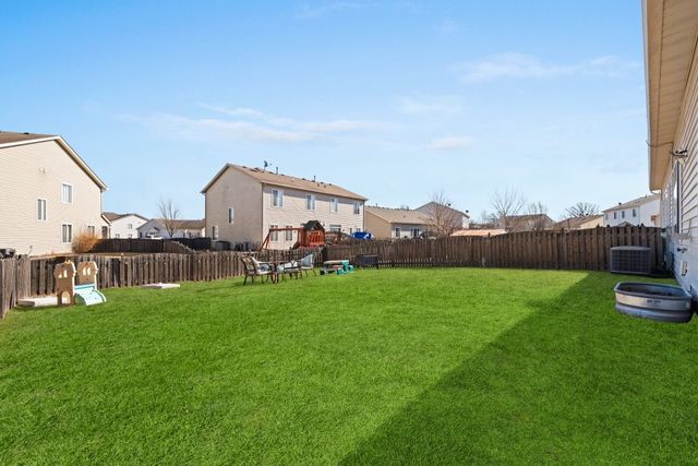 3020 Hoffman Street, Plano, IL 60545