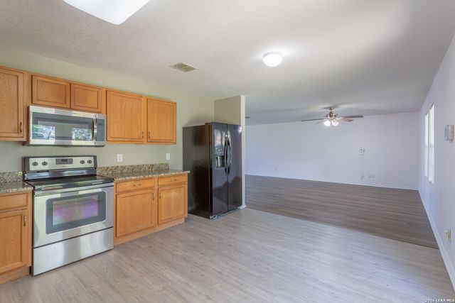 7711 Windview Way, San Antonio, TX 78244