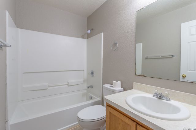 7711 Windview Way, San Antonio, TX 78244